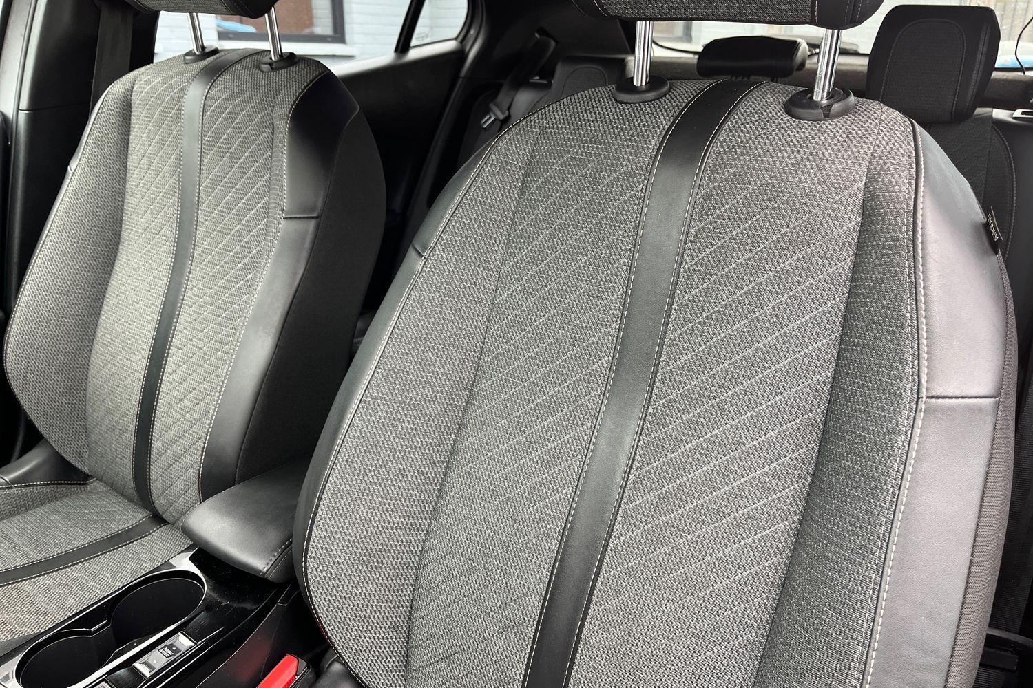 Peugeot 2008 Photo 18