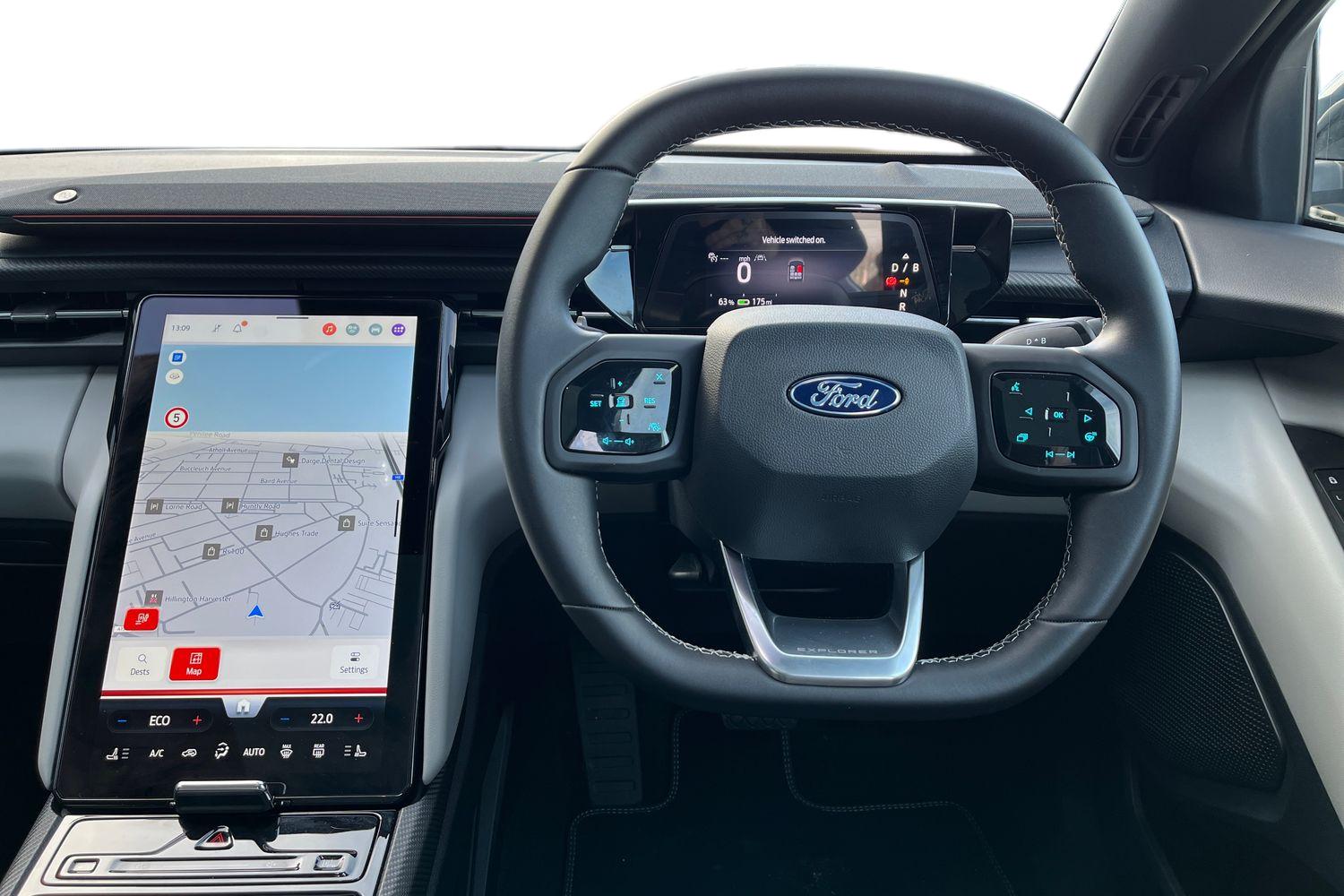 Ford Explorer Photo 10