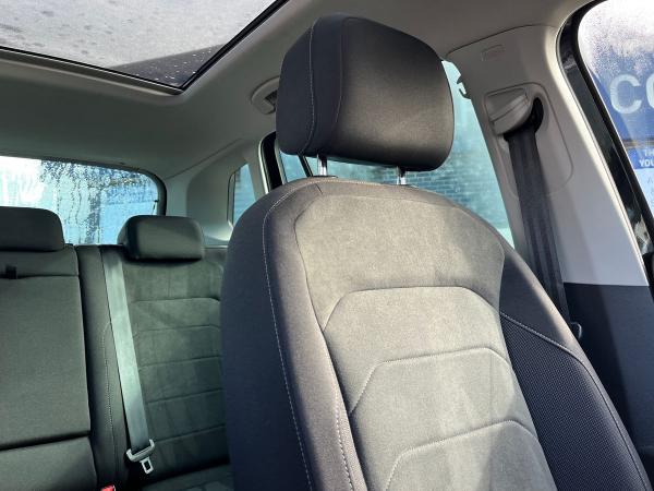 Volkswagen Tiguan Photo autoimg-337cfa60e4b16e21c55e4f7636b2f43fd3d42082.jpg