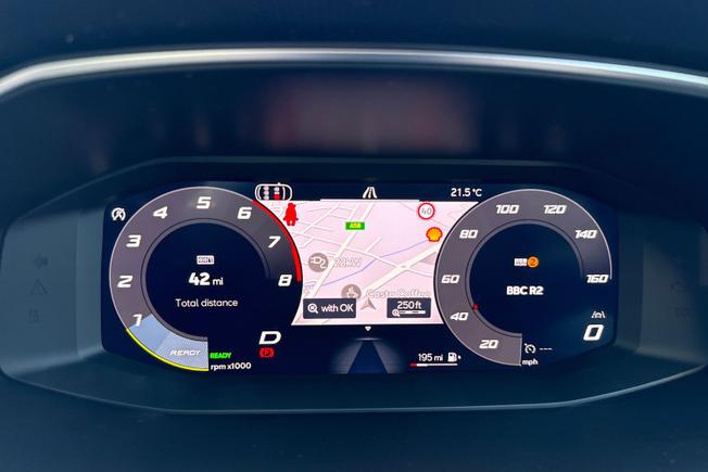 SEAT Leon Photo 16