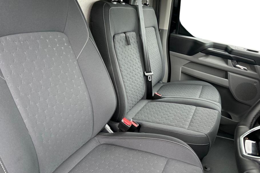 Used Ford TRANSIT CUSTOM AK75RDO 12
