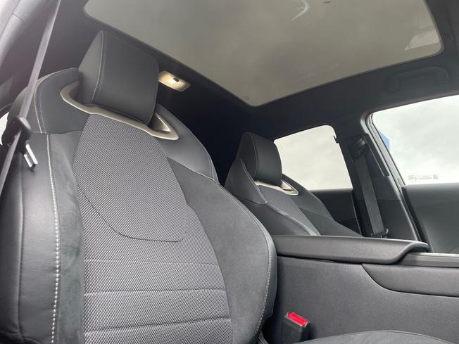 TOYOTA C-Hr Photo 40