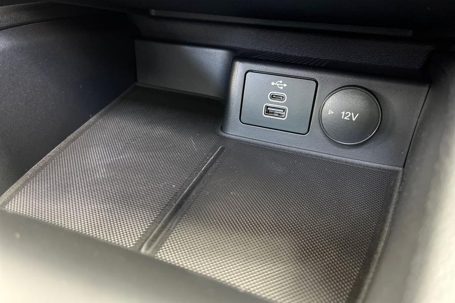 Ford Focus Photo autoimg-3383a02af171794b6879a1d2c8083f889fa992a4.jpg