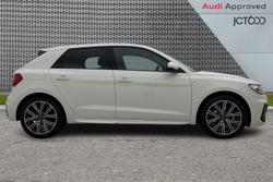 Audi A1 Photo 4