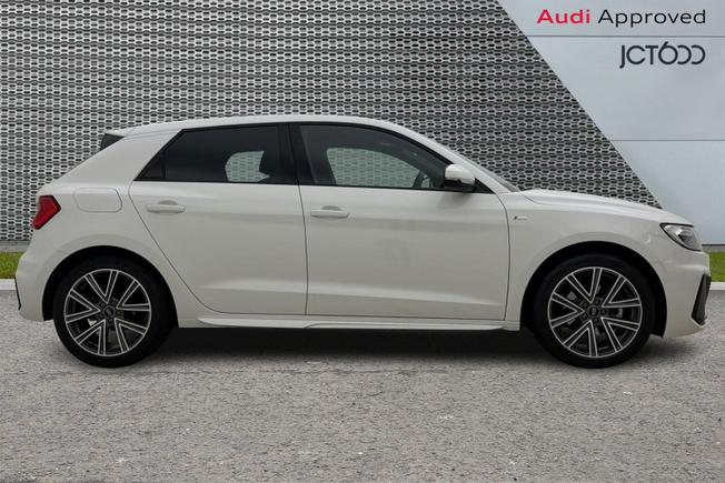 Audi A1 Photo 4