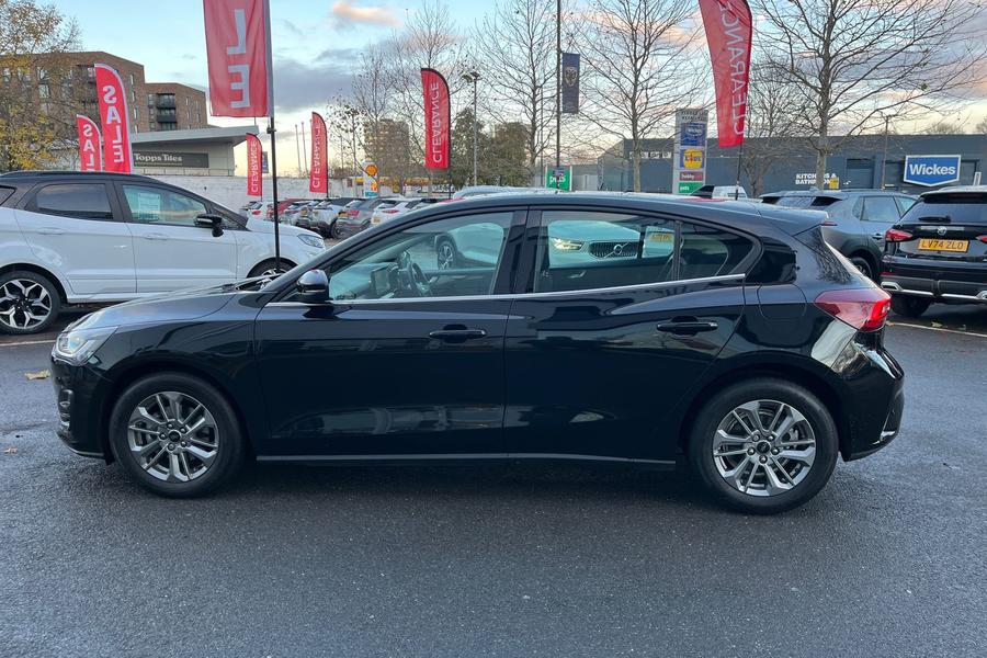 Ford Focus Photo autoimg-33894e7c7cf6e9e9f612ebb91ec93bdb6a323c79.jpg