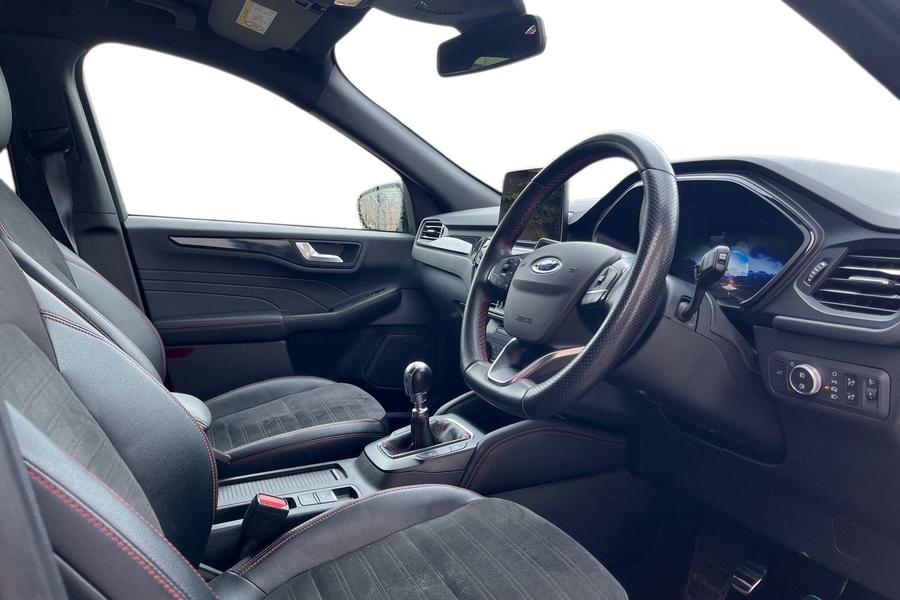 Ford KUGA Photo autoimg-338989a736f2850a1083b5f16a3f7d2e093ff859.jpg