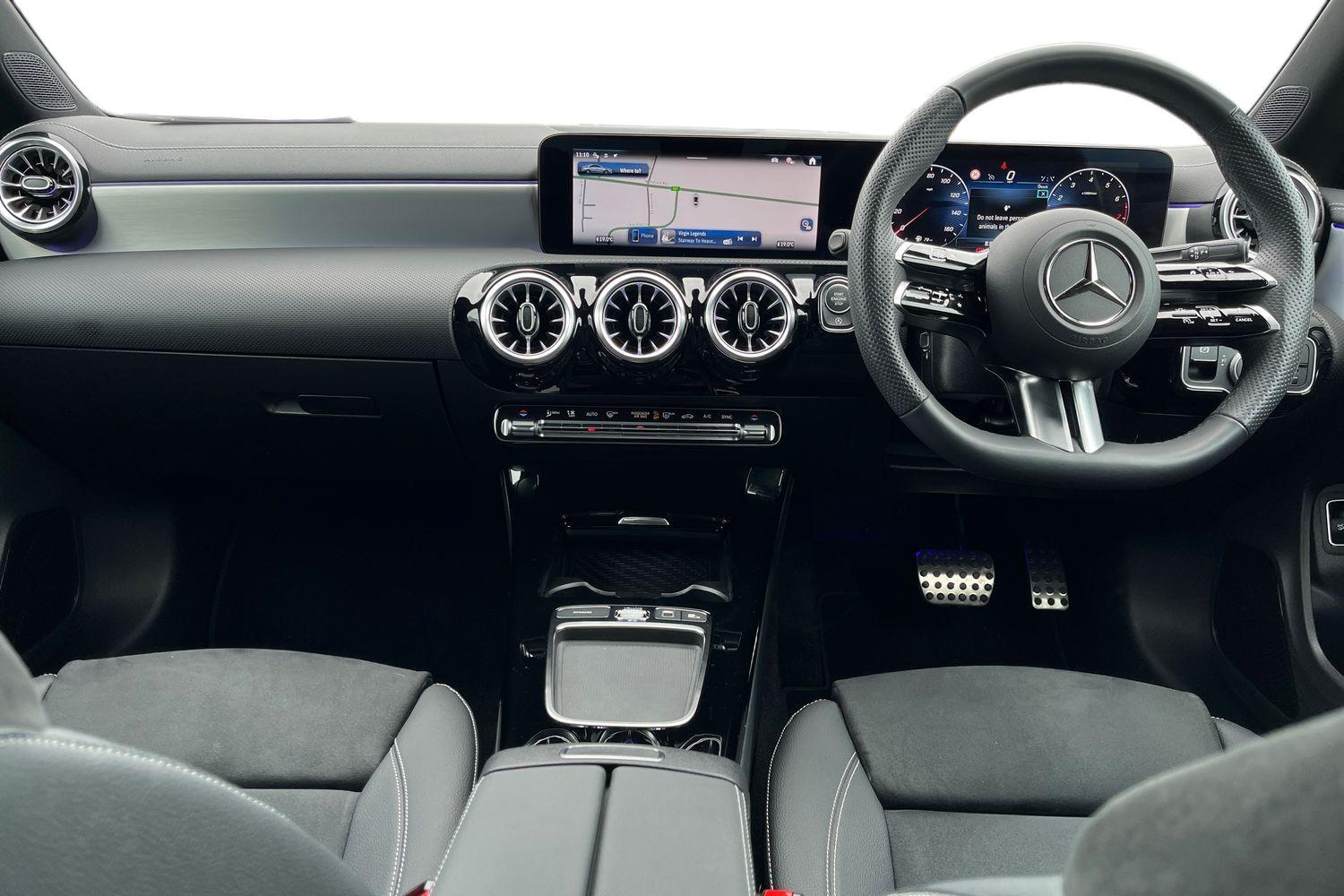 Mercedes-Benz CLA Photo 9
