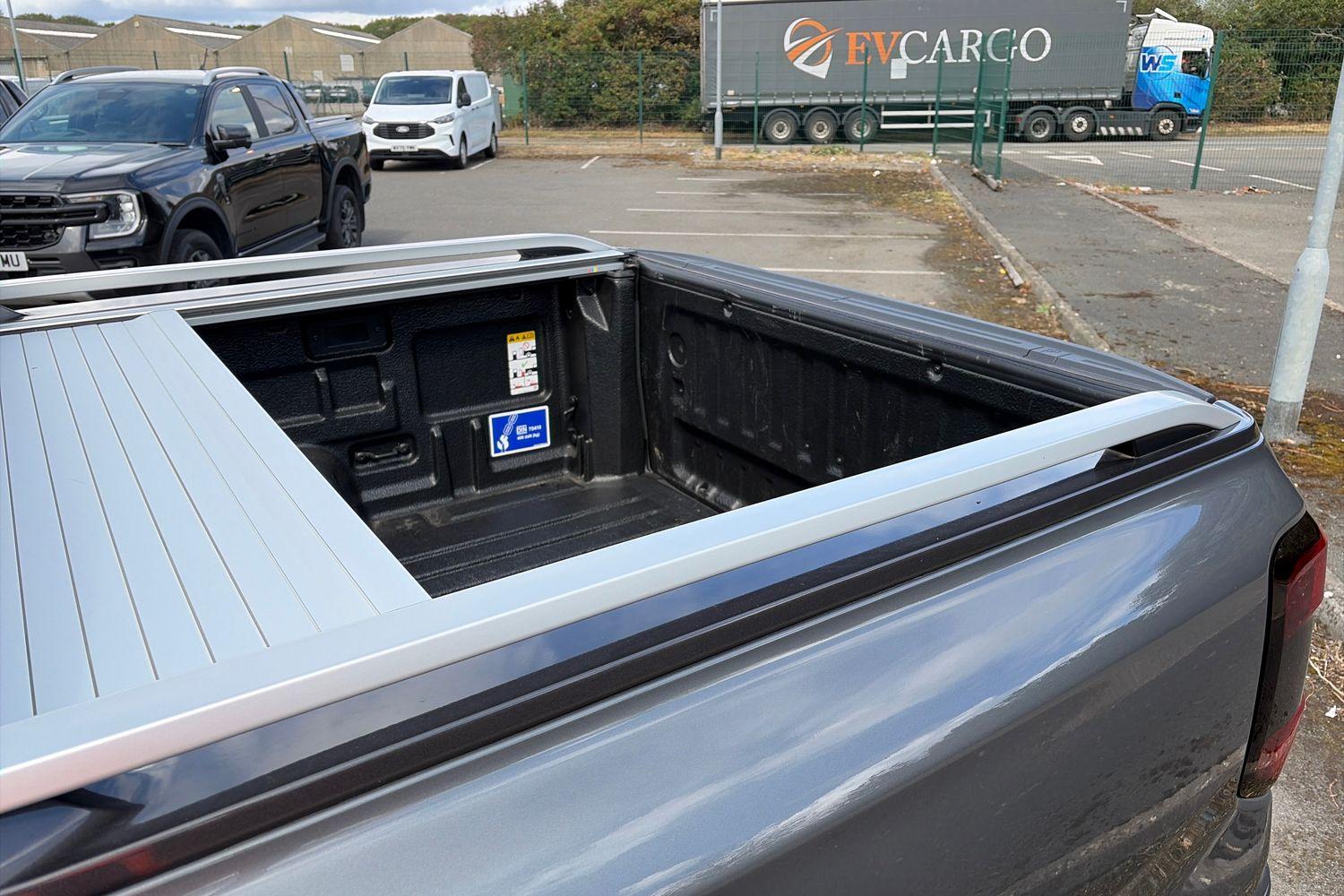 Ford RANGER Photo 3
