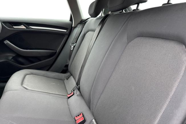 Audi A3 Photo 9