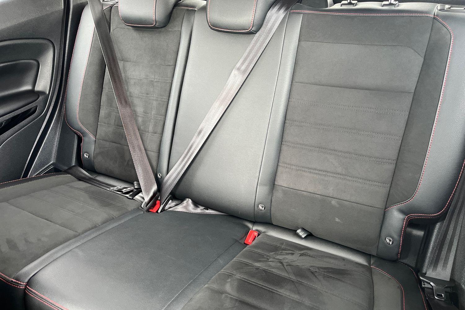 Ford ECOSPORT Photo 19