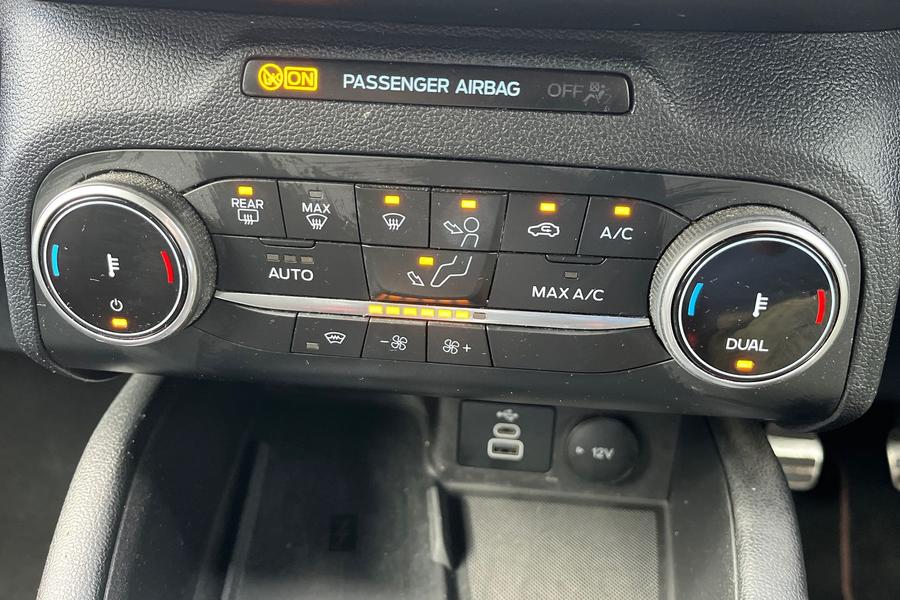 Ford KUGA Photo autoimg-339571393b072bc3faa7a66ed086b134479b9b12.jpg
