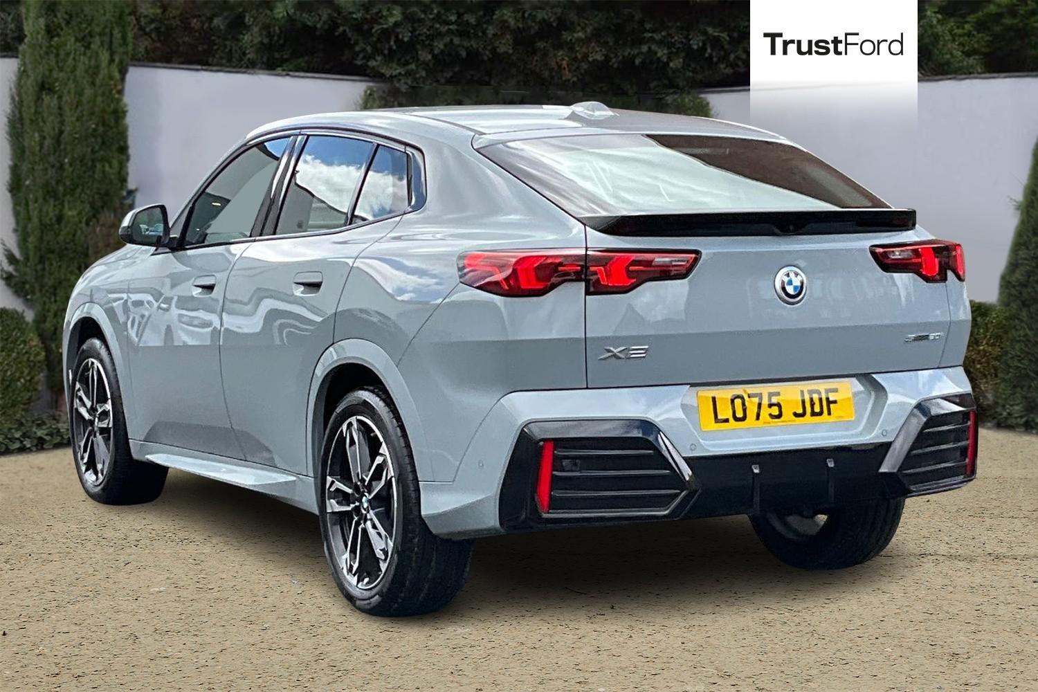 BMW X2 Photo 1