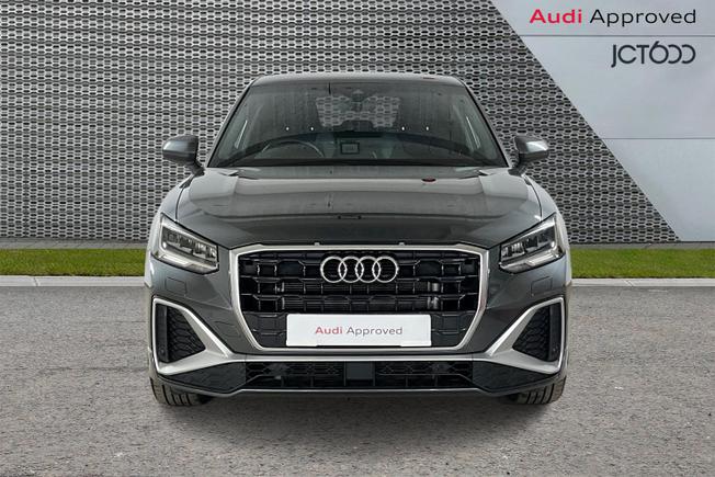 AUDI Q2 Photo 8