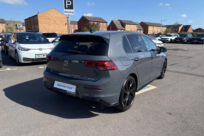 Volkswagen Golf Photo 24
