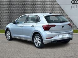 VOLKSWAGEN Polo Photo 3