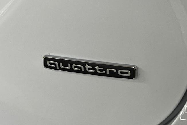 AUDI A5 Avant Photo 35