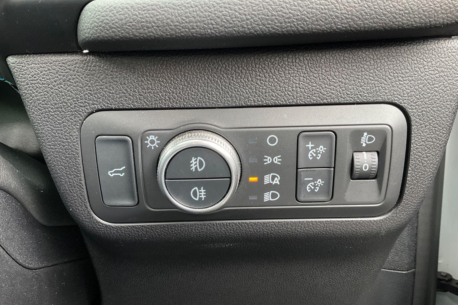Ford Kuga Photo 34