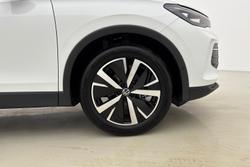VOLKSWAGEN Tiguan Photo 5