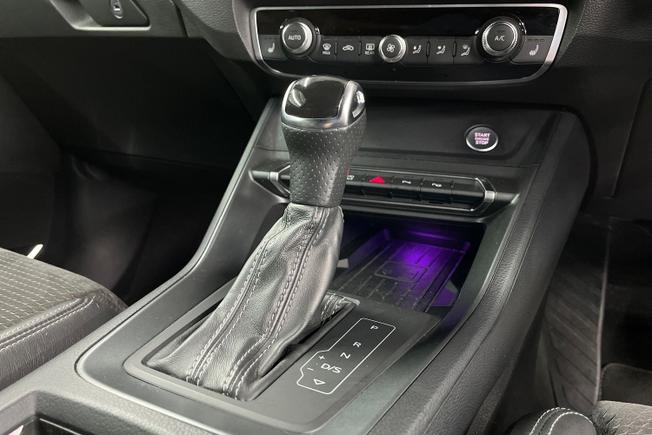 AUDI Q3 Photo 25