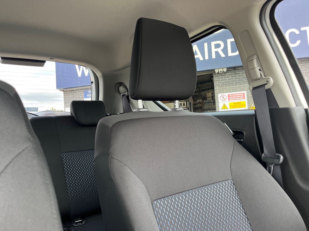 Suzuki Ignis Photo 36