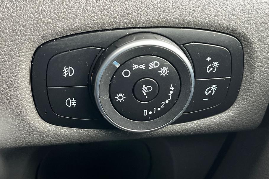Used Ford TRANSIT CUSTOM KSZ4478 24