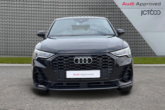 Audi Q3 Photo 8