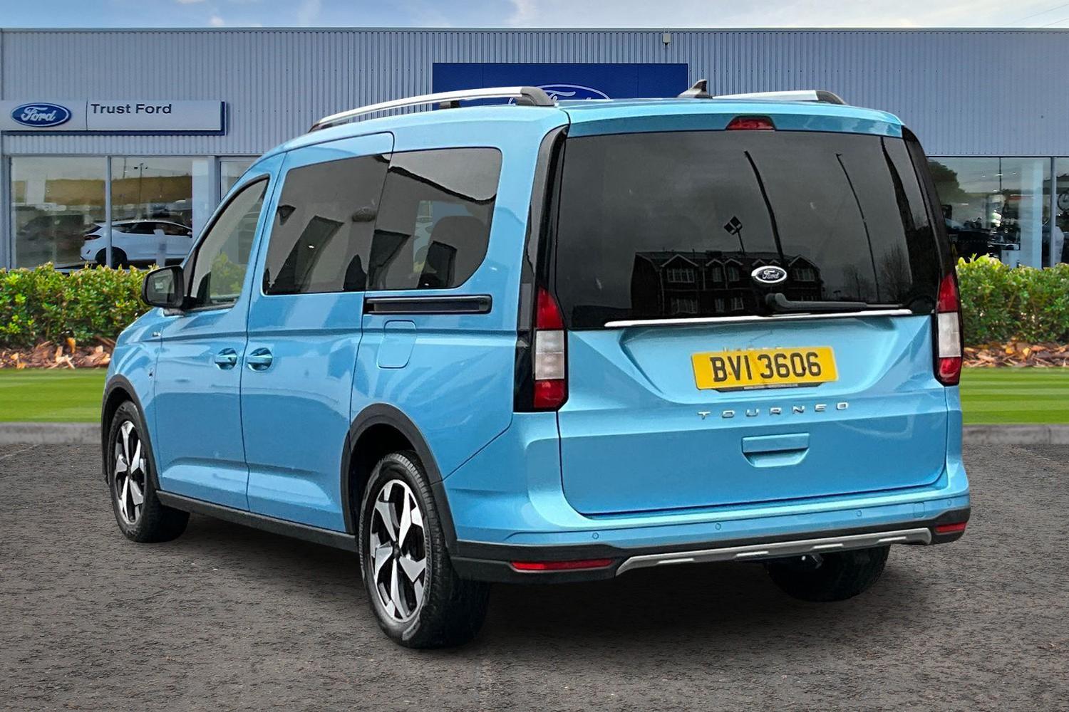 Ford Grand Tourneo Connect Photo 1