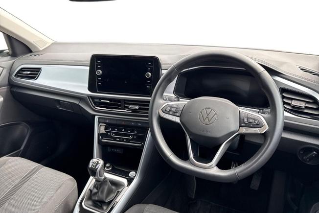 VOLKSWAGEN T-Roc Photo 6