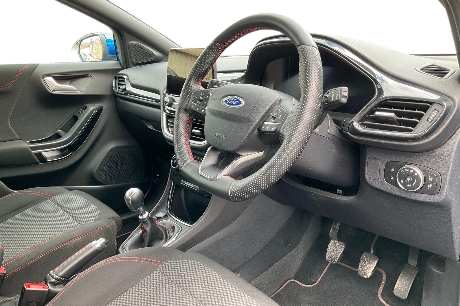 Ford PUMA Photo 8