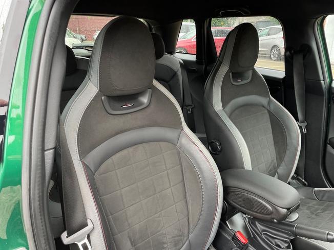 MINI Hatch Photo 27