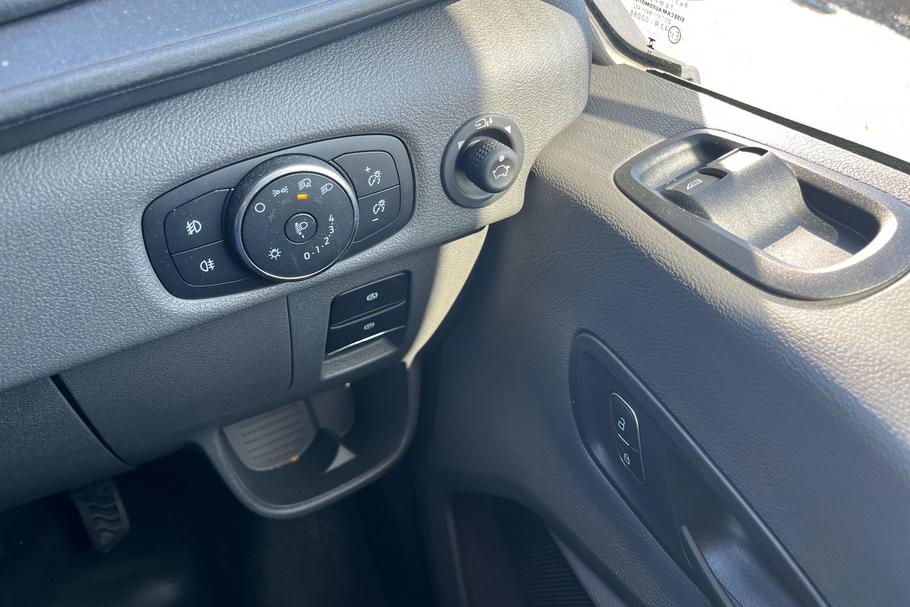 Used FORD TRANSIT WN75CEU 30