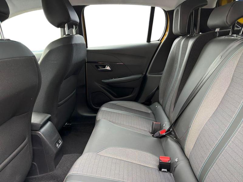 Used Peugeot E-208 GJ72AYC 17