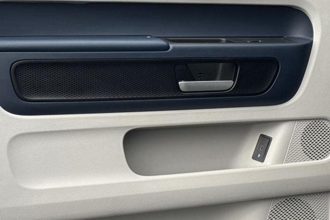VOLKSWAGEN Id. Buzz Photo 45