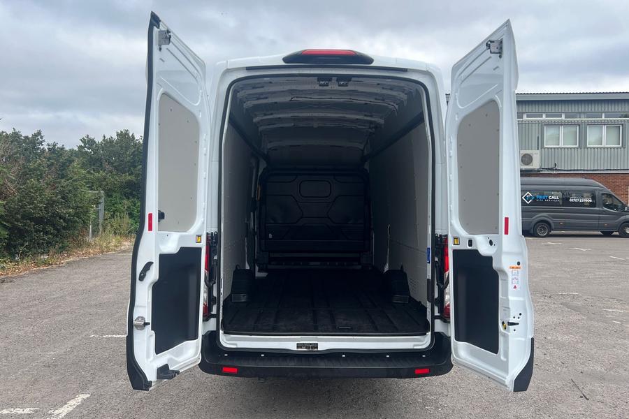 Ford TRANSIT Photo autoimg-33cbf9678fd48e8b0a7bd1f34f12172df2daeada.jpg