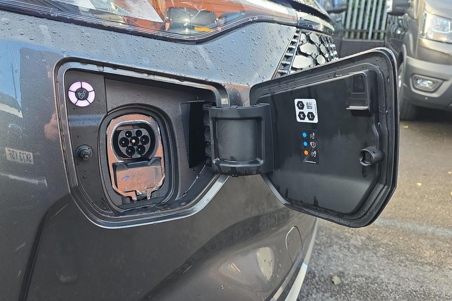 Used Ford E-TRANSIT CUSTOM 15