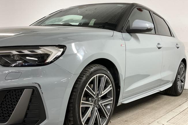AUDI A1 Photo 40