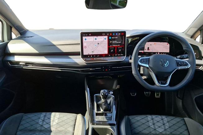VOLKSWAGEN Golf Photo 10