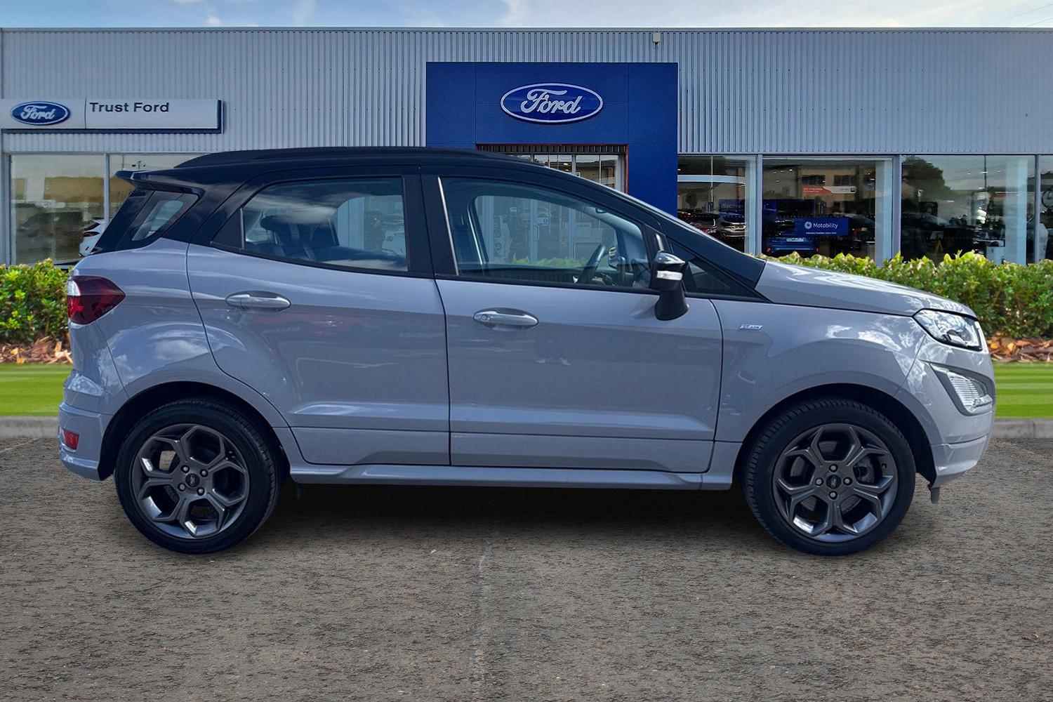 Ford EcoSport Photo 2