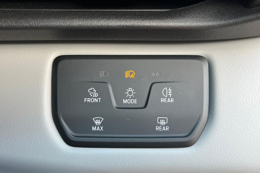 Ford Explorer Photo autoimg-33dcc18e79ac4dca5579b3d49ab5071f7ca5d10a.jpg