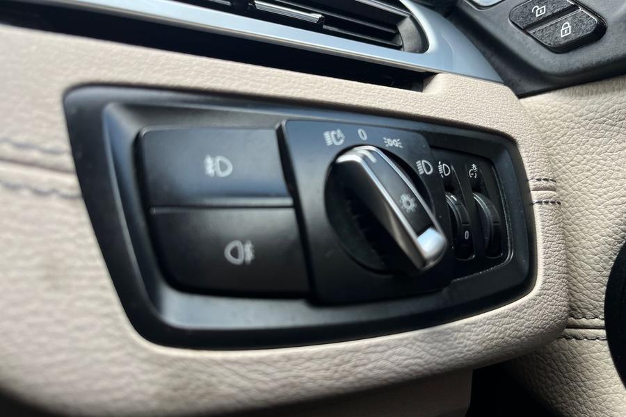 BMW X1 Photo autoimg-33dd6caa57eaf981f7fb10c6c139eac5fb4cc121.jpg