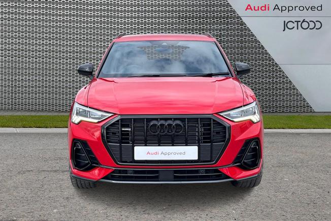 AUDI Q3 Photo 8