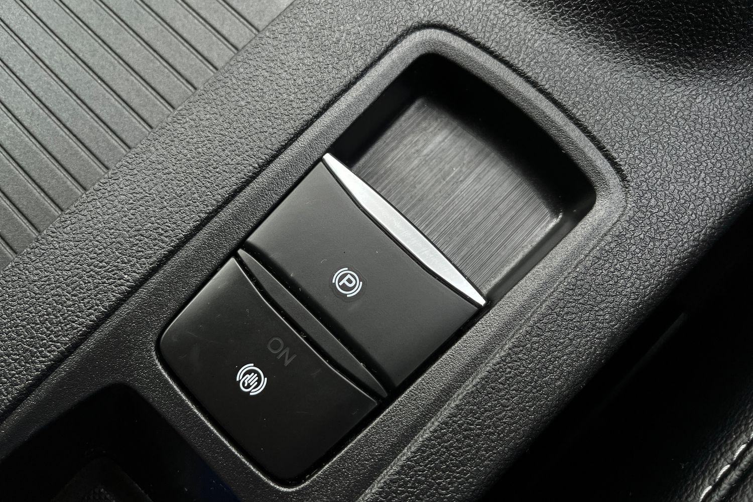 Ford Kuga Photo 34