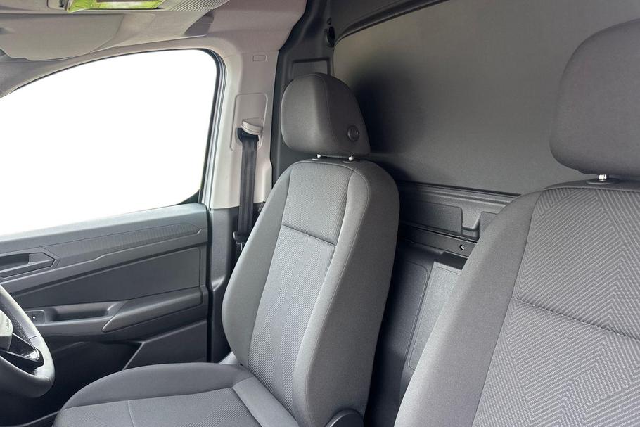 Used FORD TRANSIT CONNECT WT25NDV 11