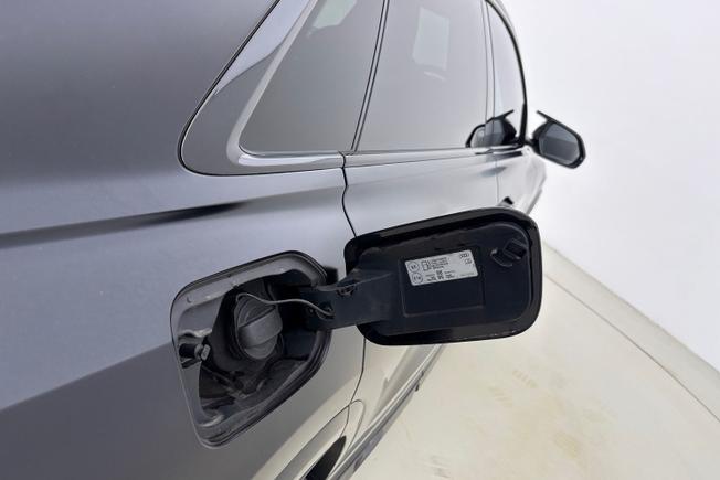 AUDI Rsq8 Photo 30
