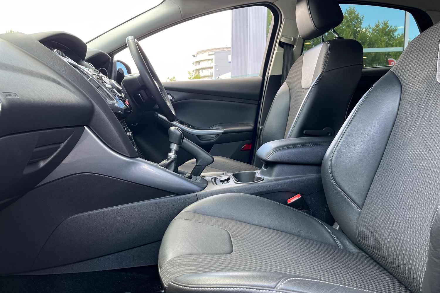 Ford FOCUS Photo 18