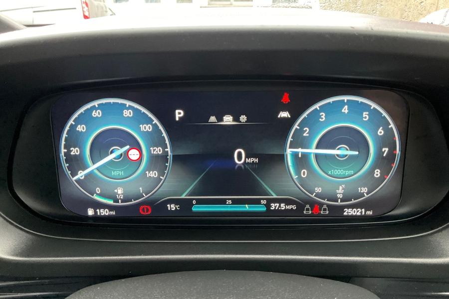Hyundai BAYON Photo autoimg-33ef52be89f63647498d4c6c9f1e9e8b8e3c127d.jpg