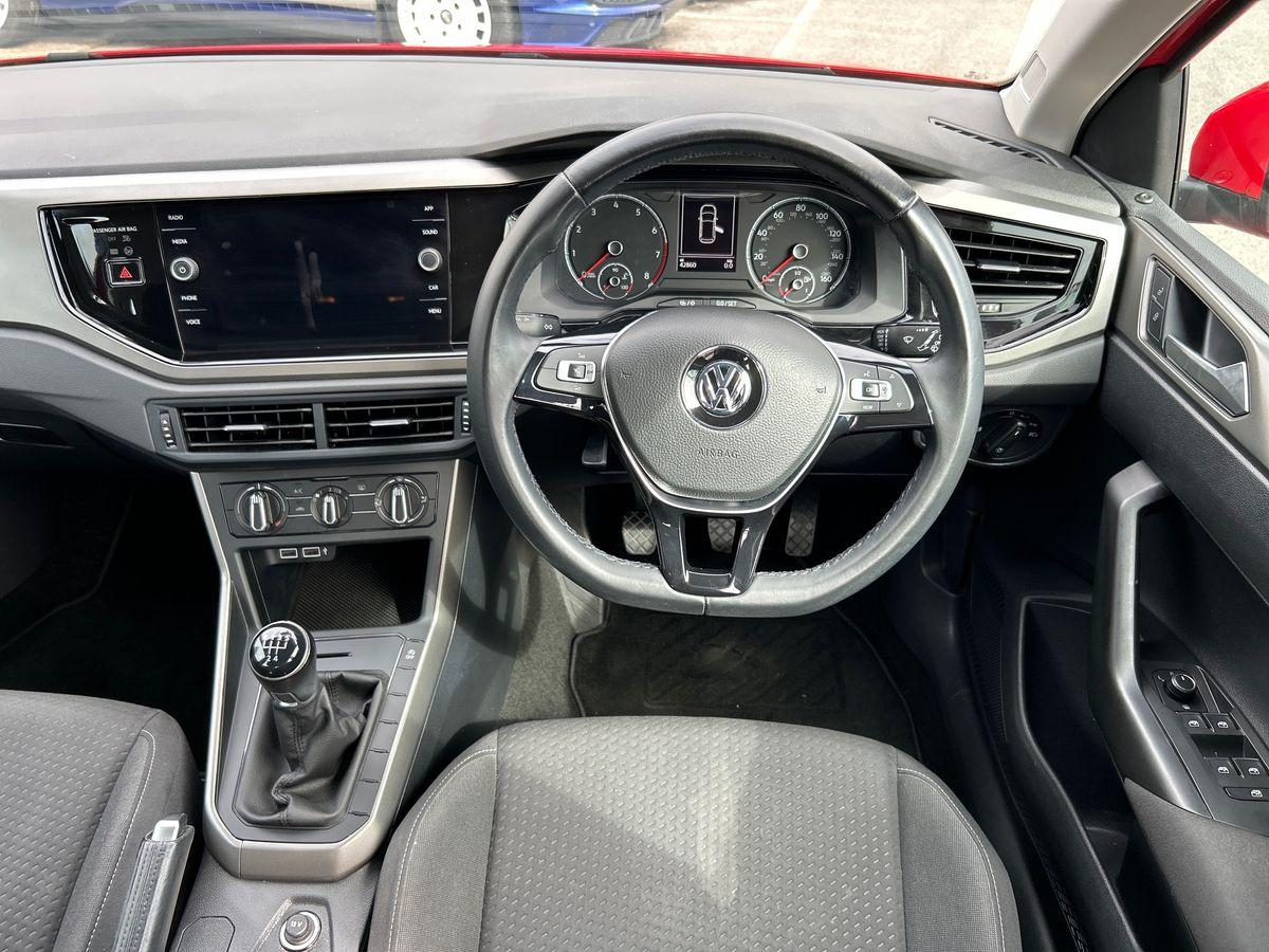 Volkswagen Polo Photo autoimg-33f0b39961ed325b0e6b994b939a0efbe92f0ff7.jpg