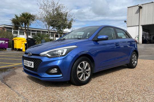 Hyundai i20 Photo autoimg-33f2198d326878c62874f940d3e51cf3b794055a.jpg