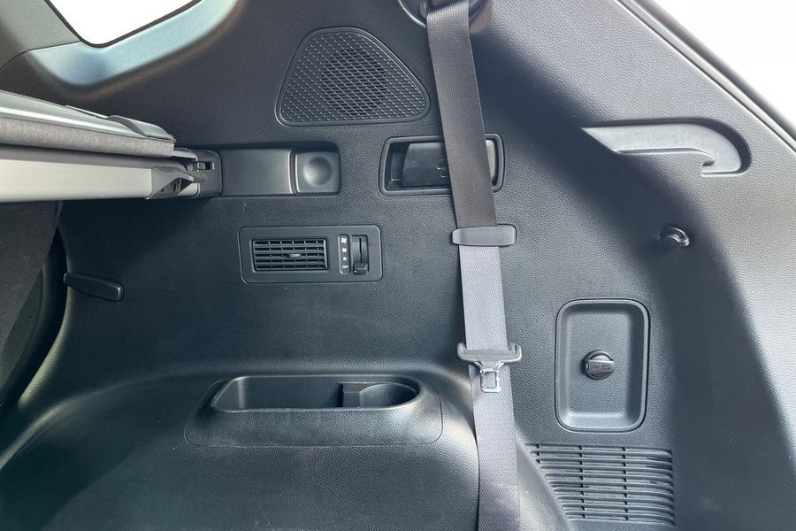 Hyundai Santa Fe Photo autoimg-33f6f316ec7380cd86a3c219a95889de064e0f49.jpg
